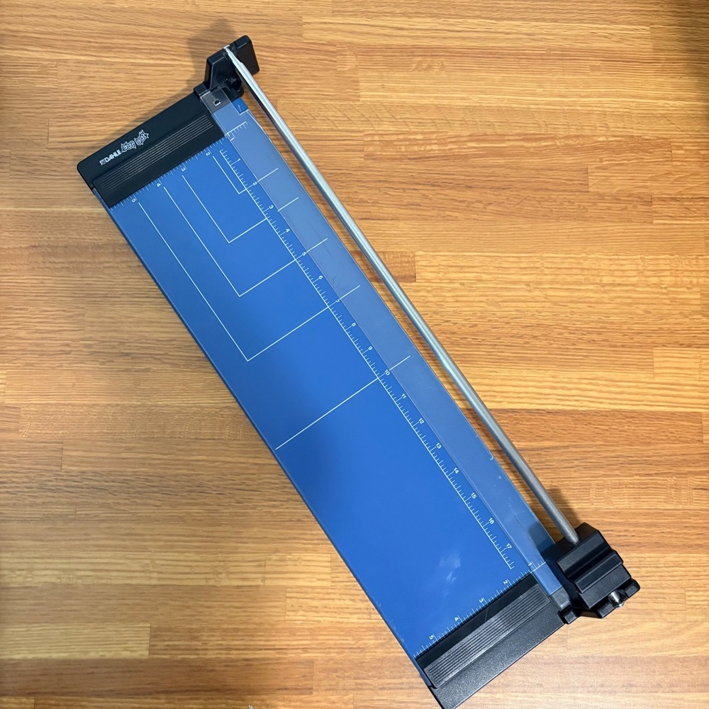 Dahle Paper Trimmer 00508 Cut Cat 18 Inch Blue Rotary Rolling Cutter Prof VTG